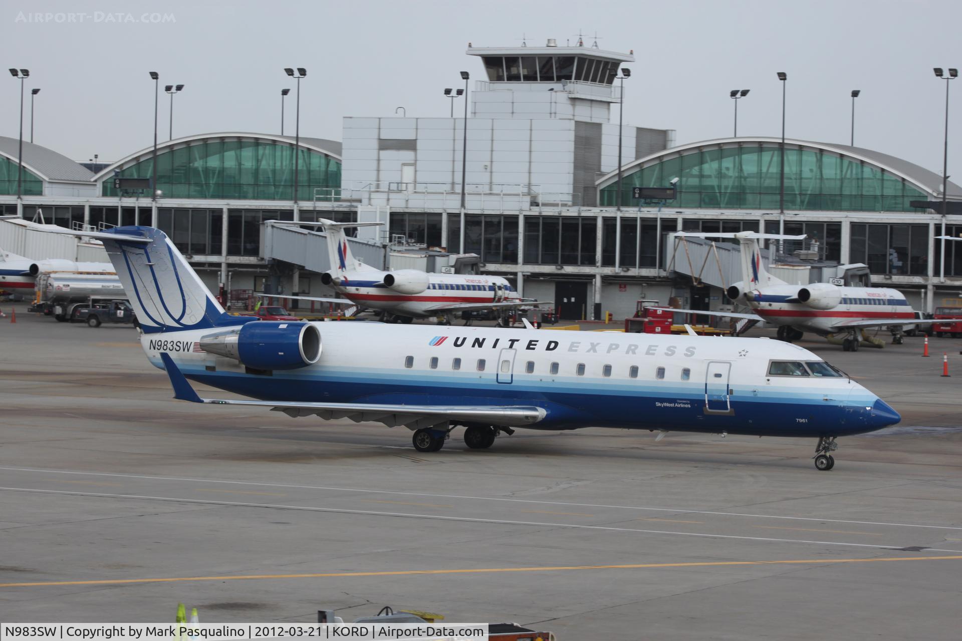 N983SW, 2004 Bombardier CRJ-200ER (CL-600-2B19) C/N 7961, CL-600-2B19