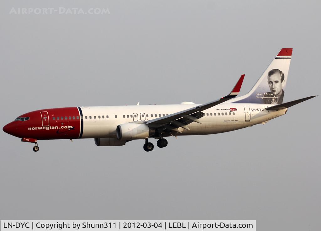 LN-DYC, 2010 Boeing 737-8JP C/N 39164, Landing rwy 25R