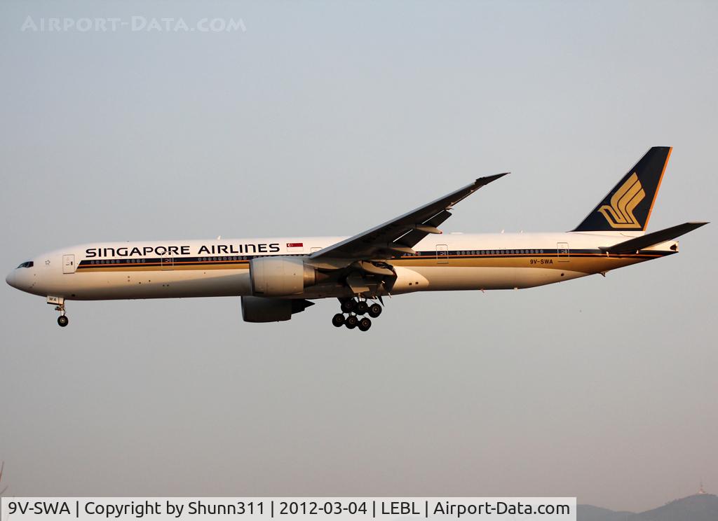 9V-SWA, 2006 Boeing 777-312/ER C/N 34568, Landing rwy 25R