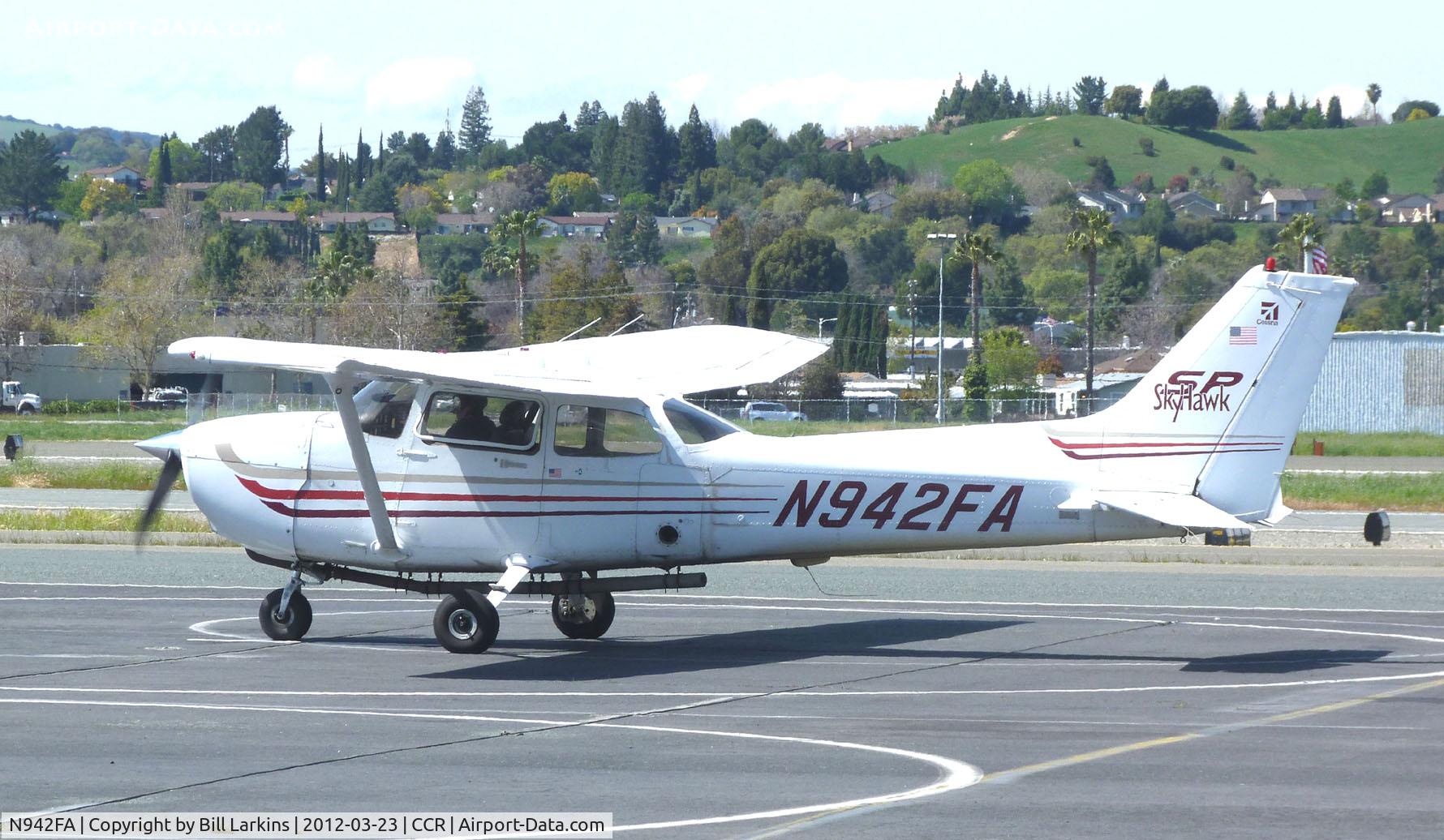 N942FA, 2003 Cessna 172S C/N 172S9402, Visitor