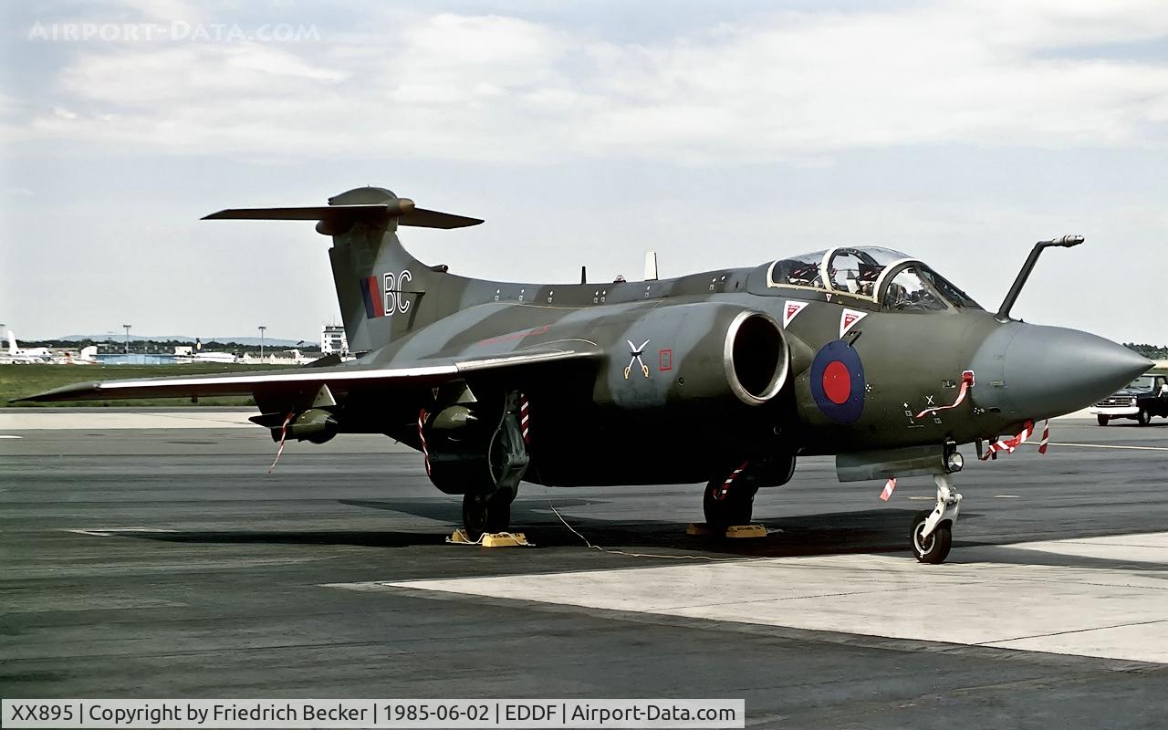 XX895, 1975 Hawker Siddeley Buccaneer S.2B C/N B3-04-74, static display