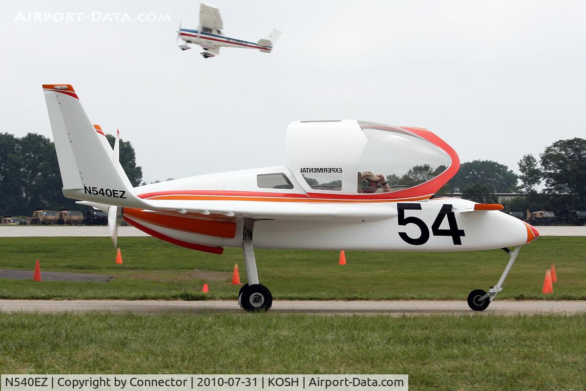 N540EZ, 2005 Co-Z Cozy Mark IV Mod C/N 003, EAA Airventure 2010.