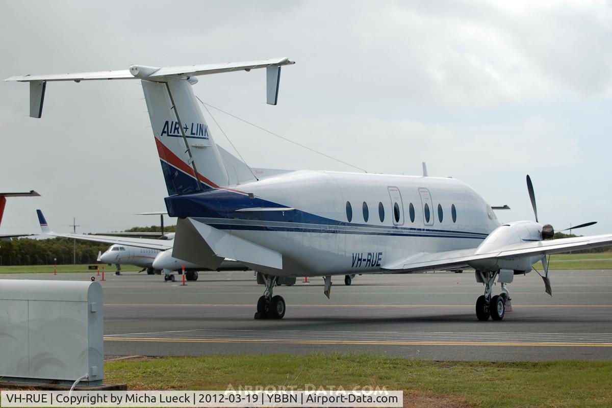 VH-RUE, 1993 Beech 1900D C/N UE-53, At Brisbane