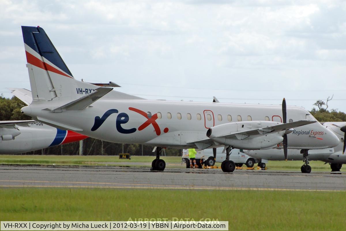 VH-RXX, 1990 Saab 340B C/N 340B-209, At Brisbane