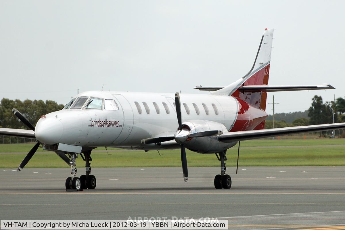 VH-TAM, 1987 Fairchild Swearingen SA-227AC Metro III C/N AC-665, At Brisbane
