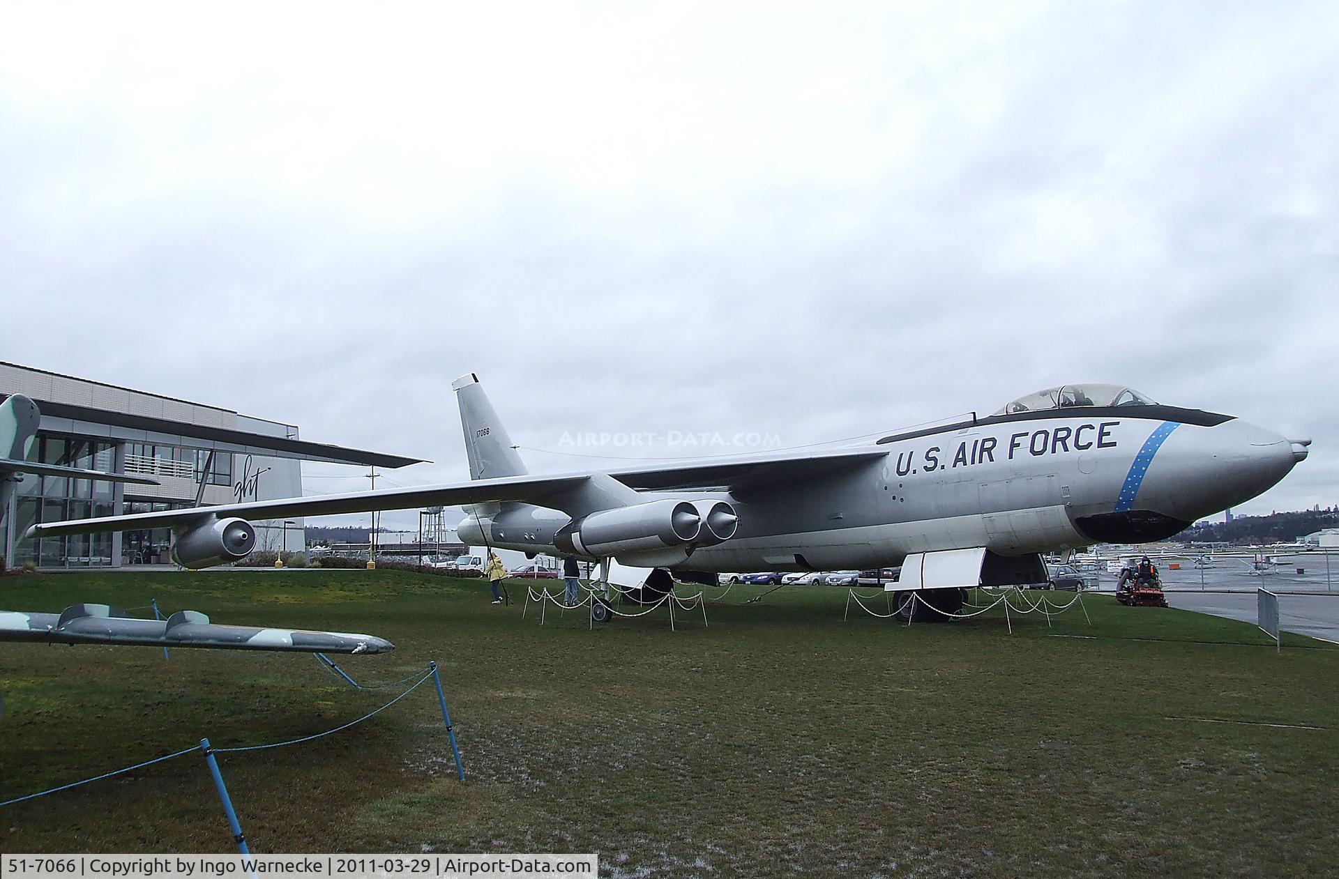 51-7066, 1951 Boeing WB-47E-75-BW Stratojet C/N 450609, Boeing WB-47E Stratojet at the Museum of Flight, Seattle WA