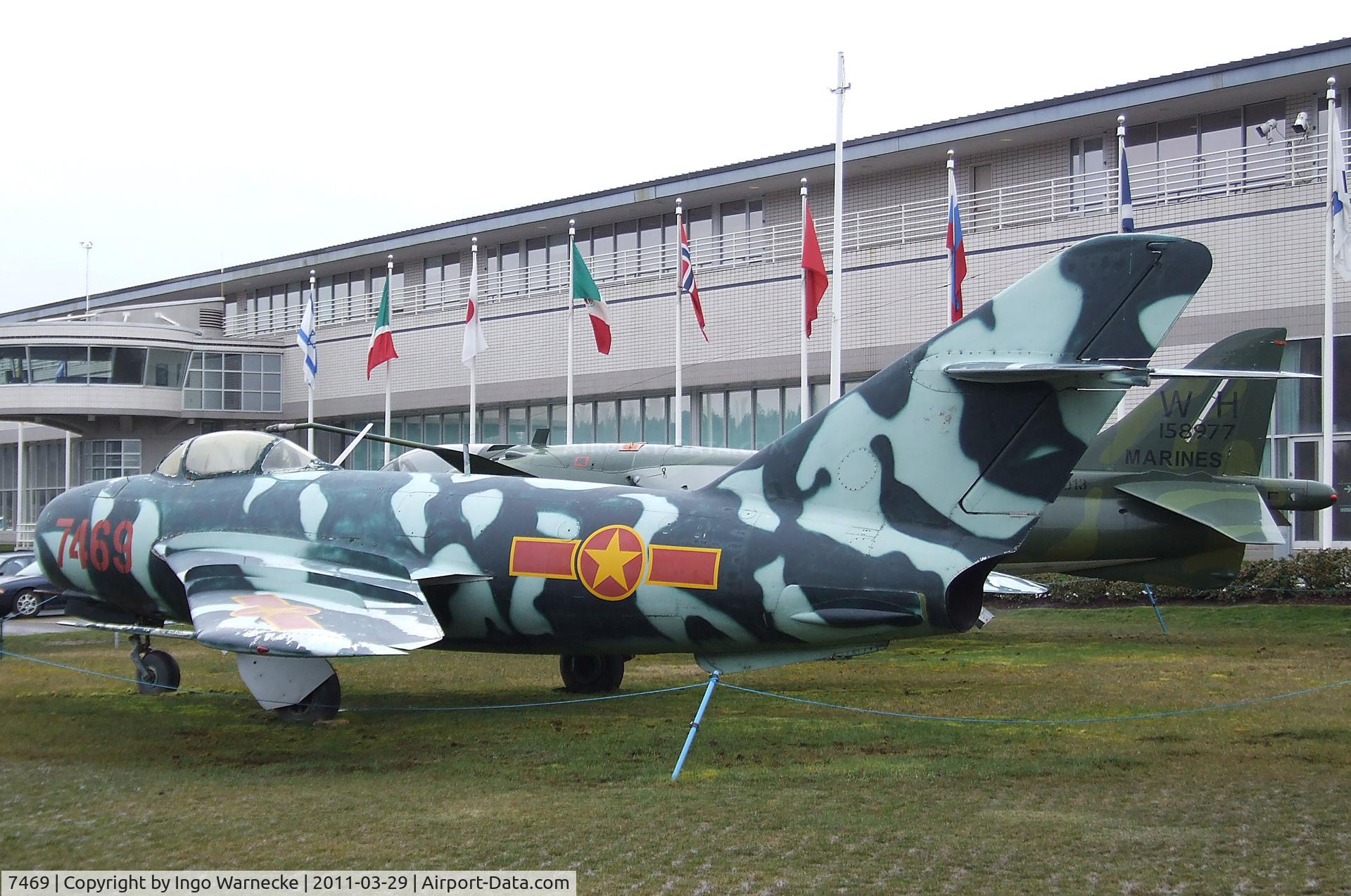 7469, Mikoyan-Gurevich MiG-17F C/N 1406016, Mikoyan i Gurevich MiG-17F FRESCO-C at the Museum of Flight, Seattle WA