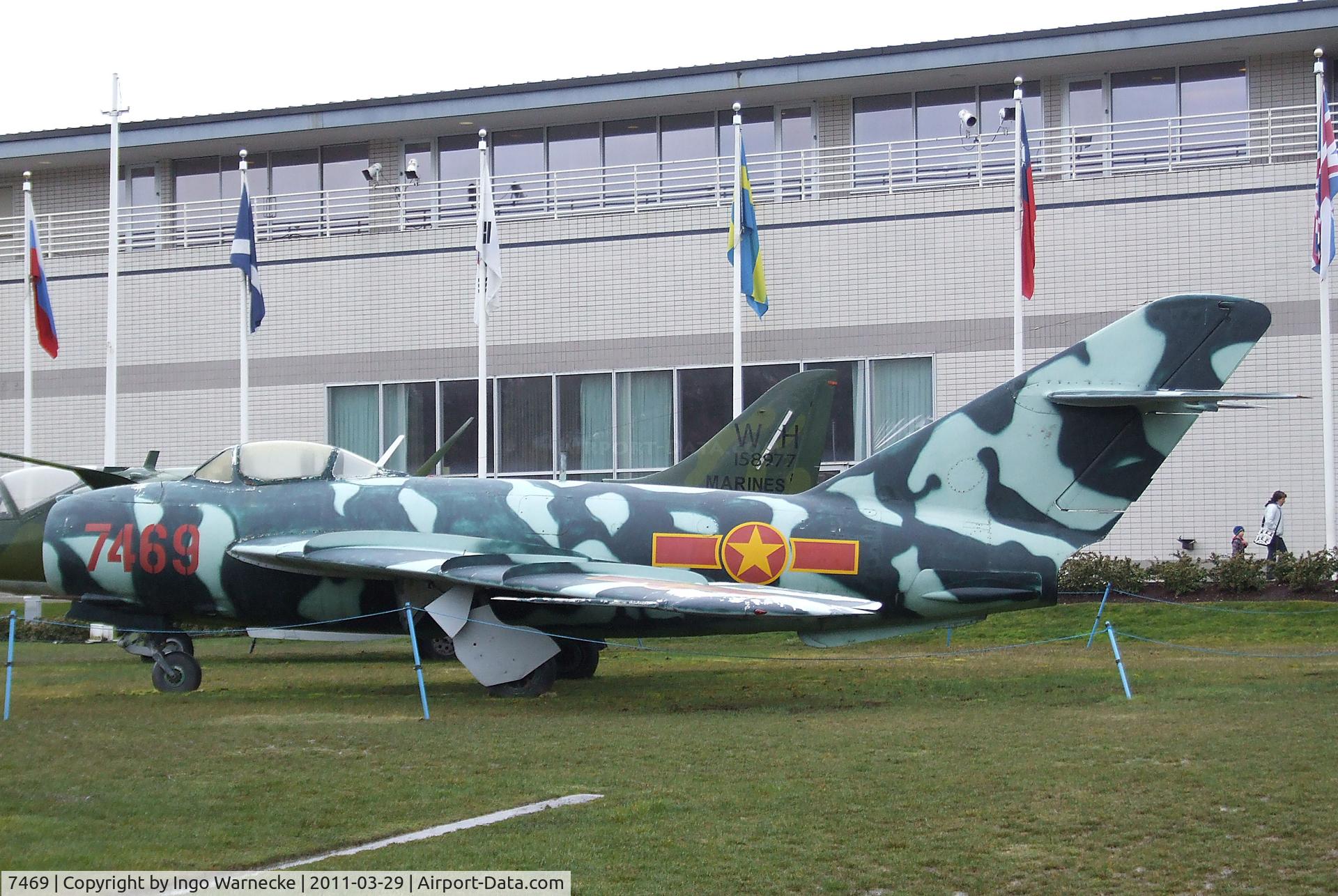 7469, Mikoyan-Gurevich MiG-17F C/N 1406016, Mikoyan i Gurevich MiG-17F FRESCO-C at the Museum of Flight, Seattle WA