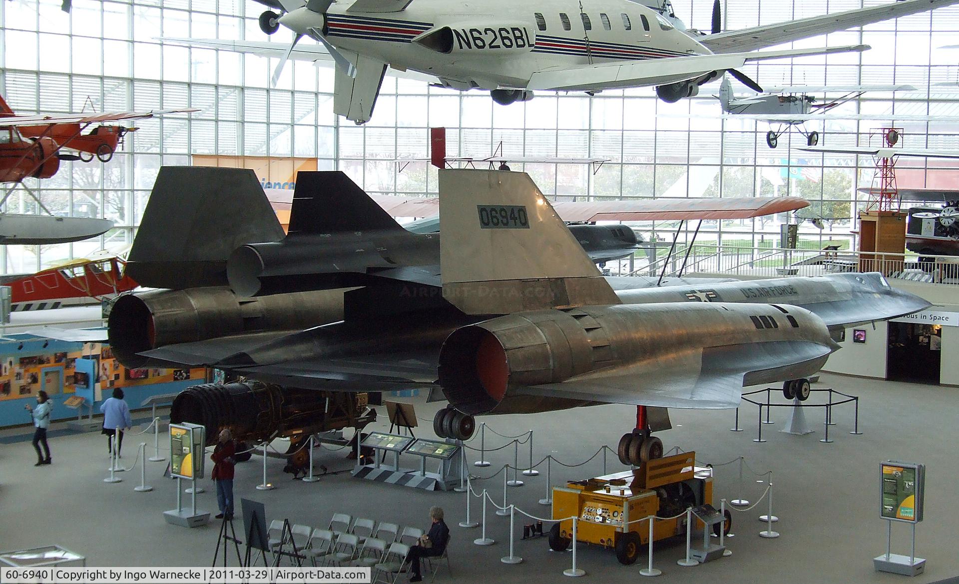 60-6940, 1962 Lockheed A-11 Blackbird C/N 134, Lockheed M-21 Blackbird with D-21B drone at the Museum of Flight, Seattle WA
