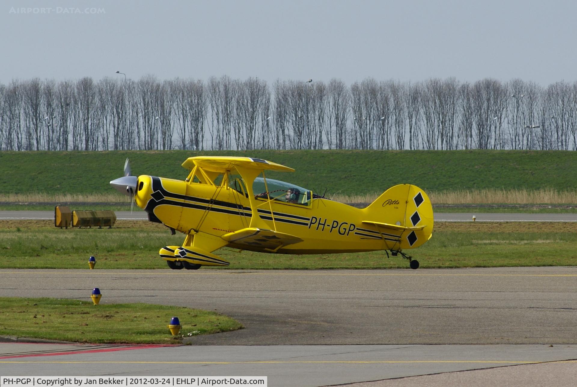 PH-PGP, Pitts S-2A Special C/N 2186, Lelystad Airport