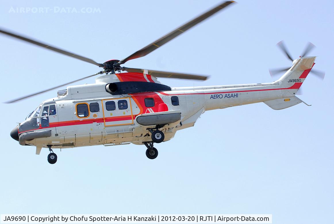 JA9690, 1988 Aerospatiale AS-332L Super Puma C/N 2089, NikonD40+TAMRON SP AF 70-200mm F/2.8 Di LD [IF]