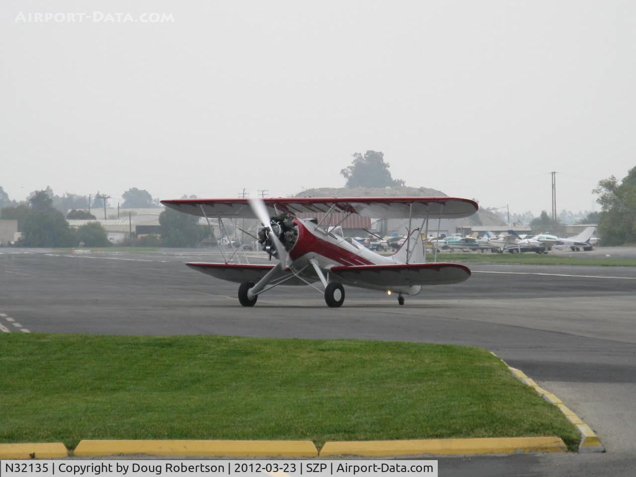 N32135, 1941 Waco UPF-7 C/N 5767, 1941 Waco UPF-7, Continental W670 220 Hp radial, taxi