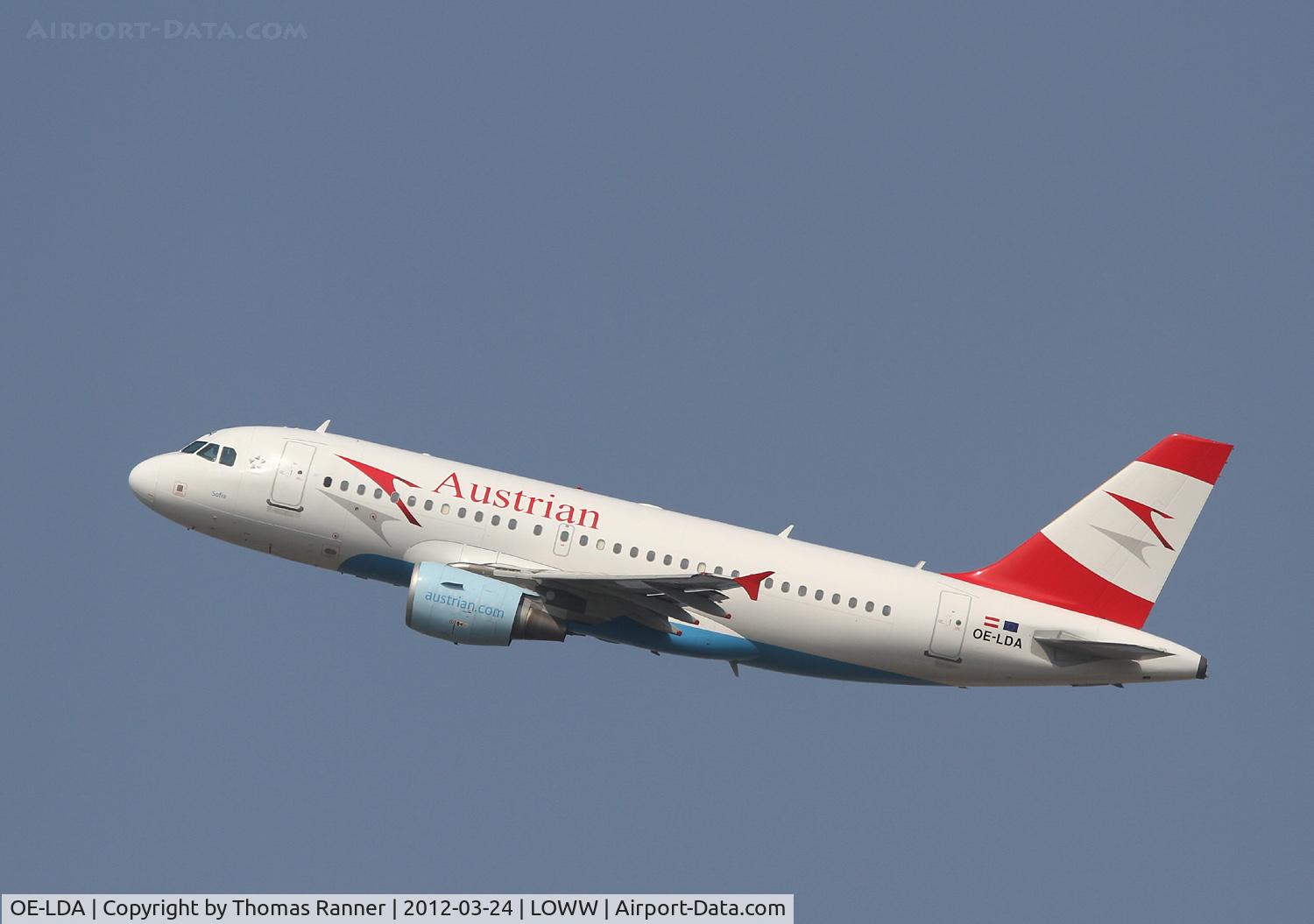 OE-LDA, 2004 Airbus A319-112 C/N 2131, Austrian Airlines Airbus A319