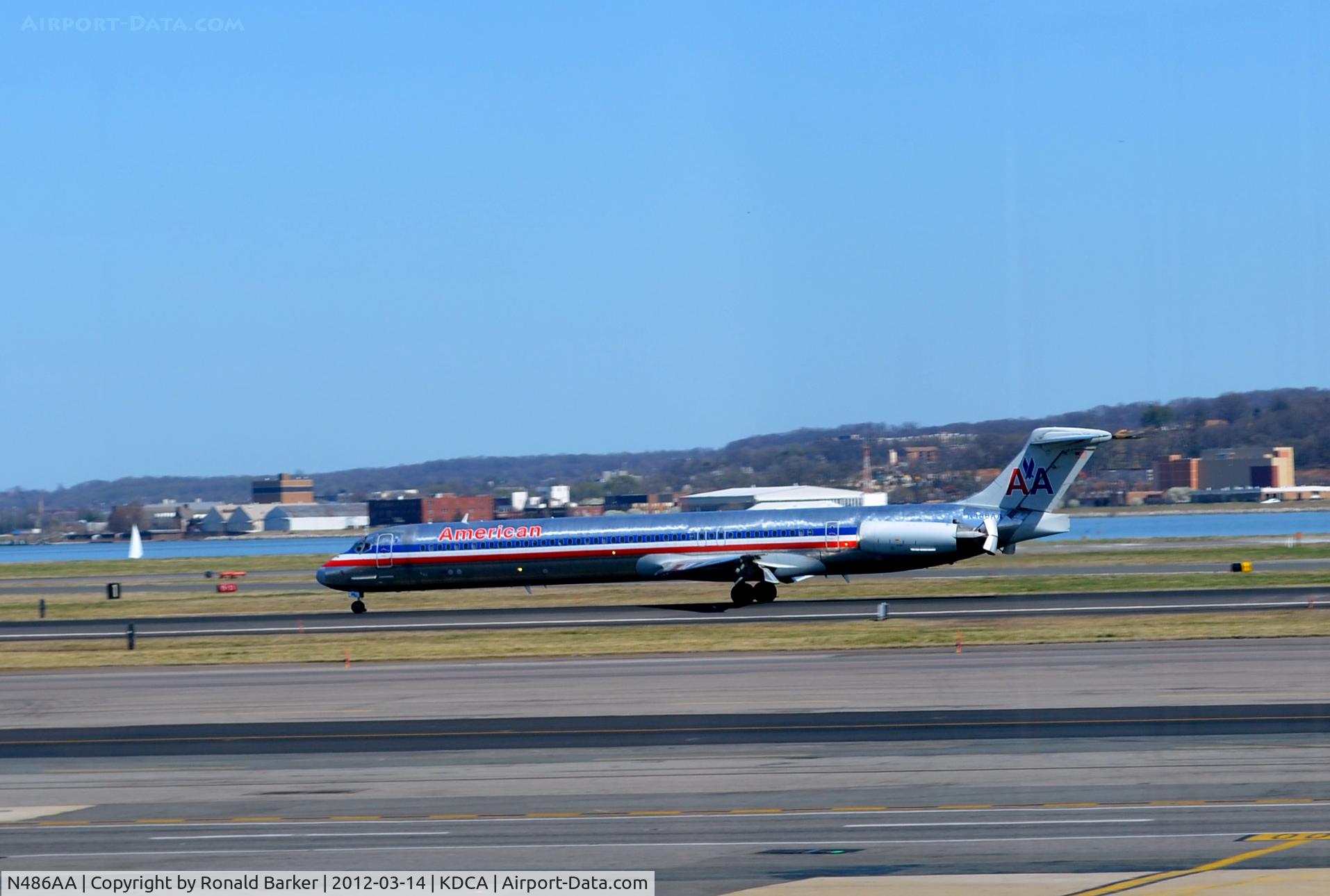 N486AA, 1988 McDonnell Douglas MD-82 (DC-9-82) C/N 49679, Check the thrust reversers