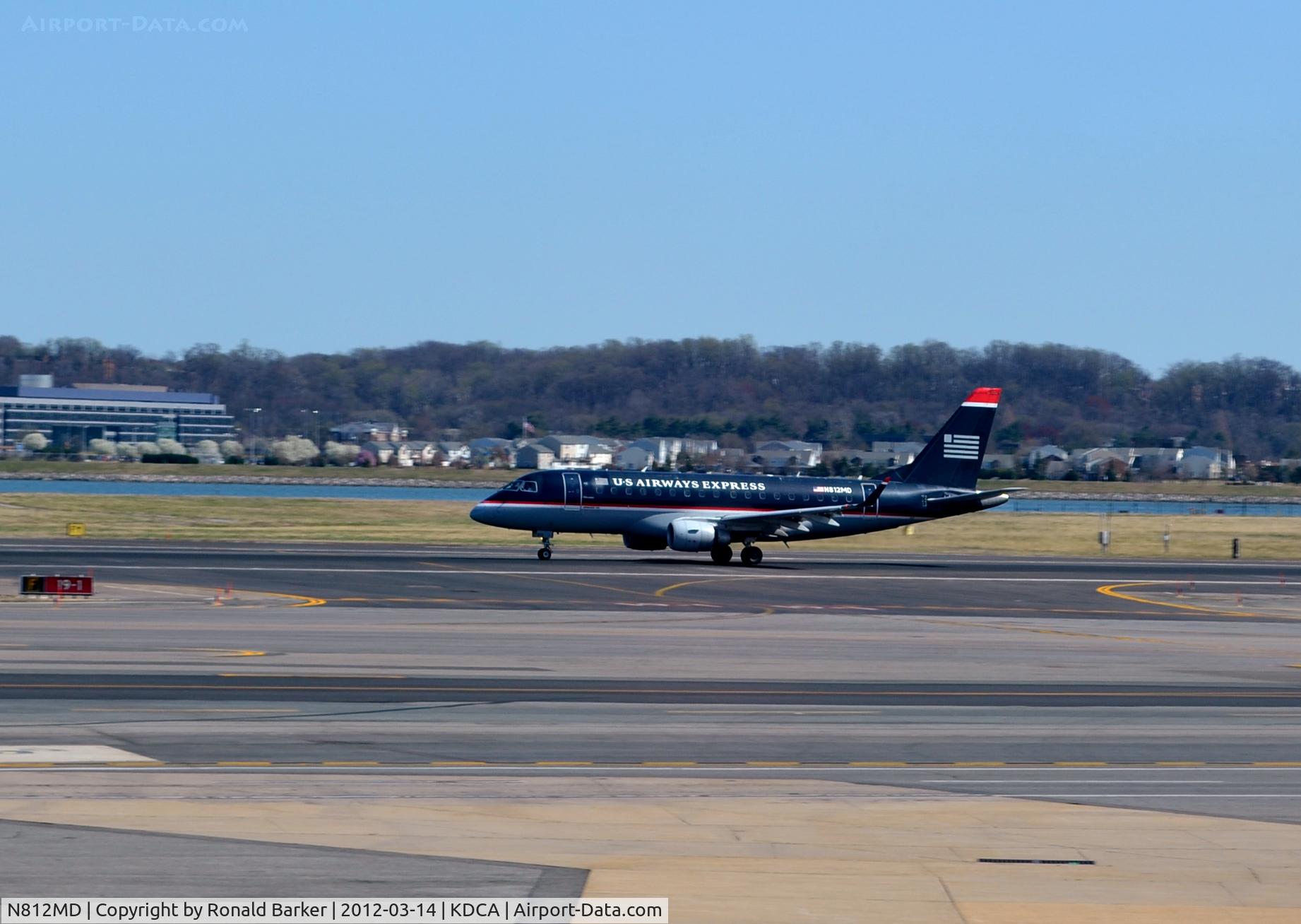 N812MD, 2004 Embraer 170SU (ERJ-170-100SU) C/N 17000030, Take Off DCA