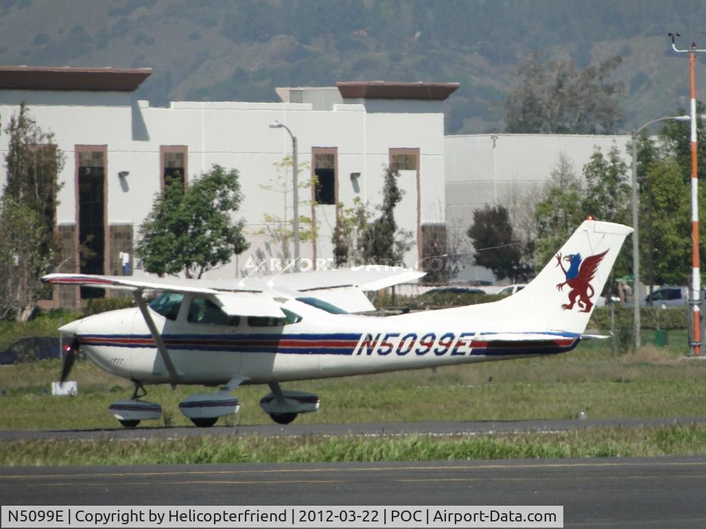 N5099E, 1982 Cessna 182R Skylane C/N 18268288, Landing on 26L