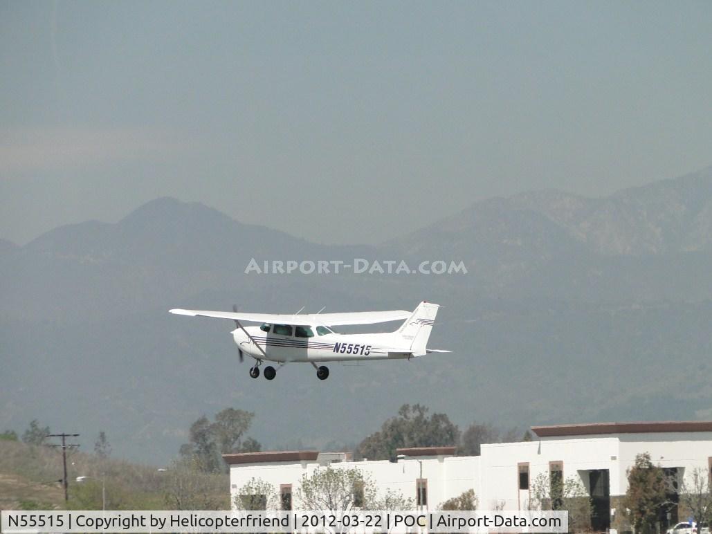 N55515, 1981 Cessna 172P C/N 17275195, Lifting off from 26L