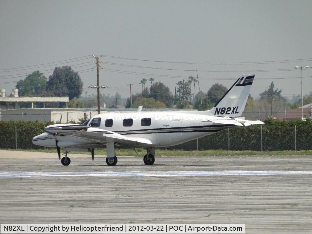 N82XL, 1981 Piper PA-31T2 Cheyenne IIXL C/N 31T-8166034, Checking the compass