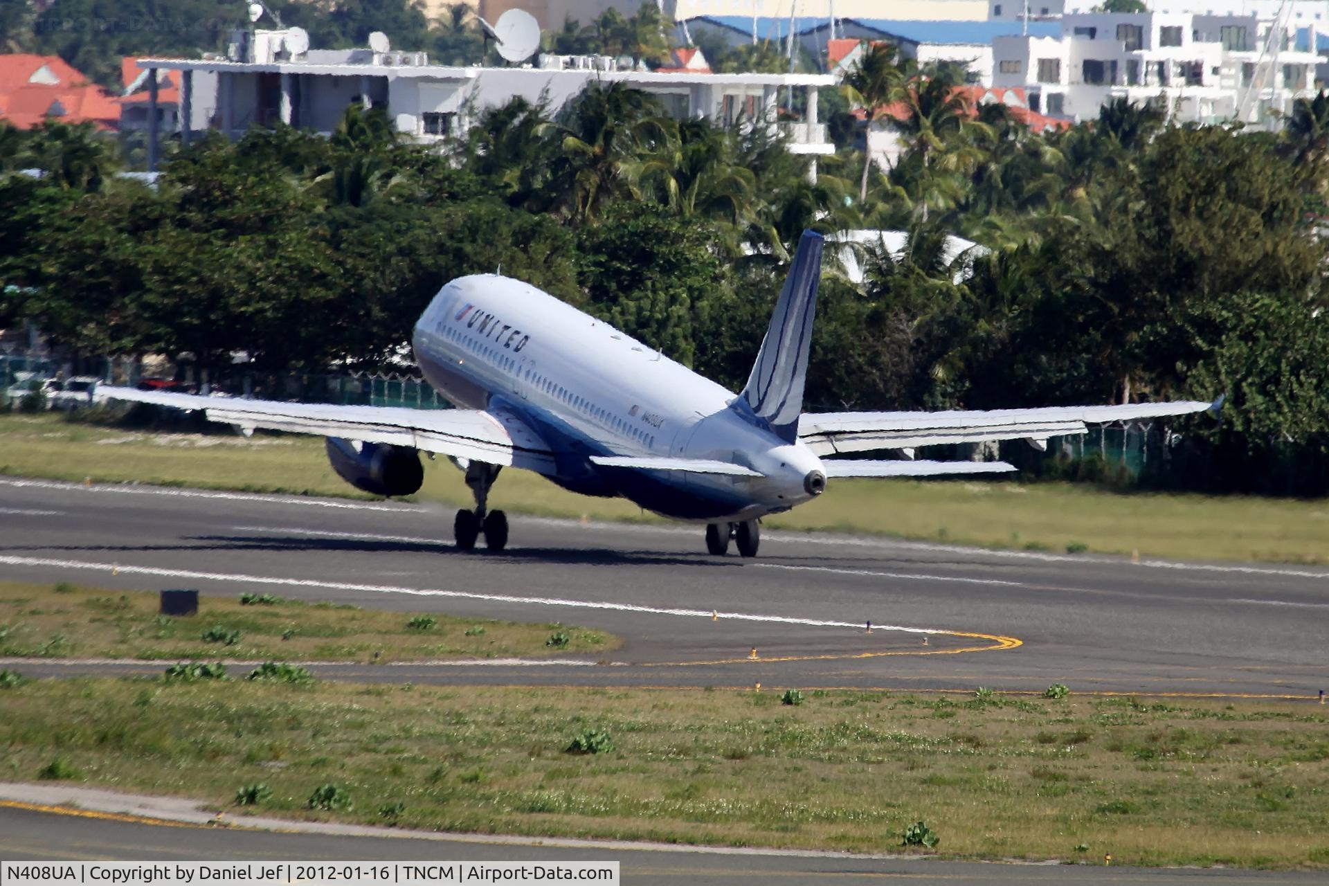 N408UA, 1994 Airbus A320-232 C/N 457, N408UA