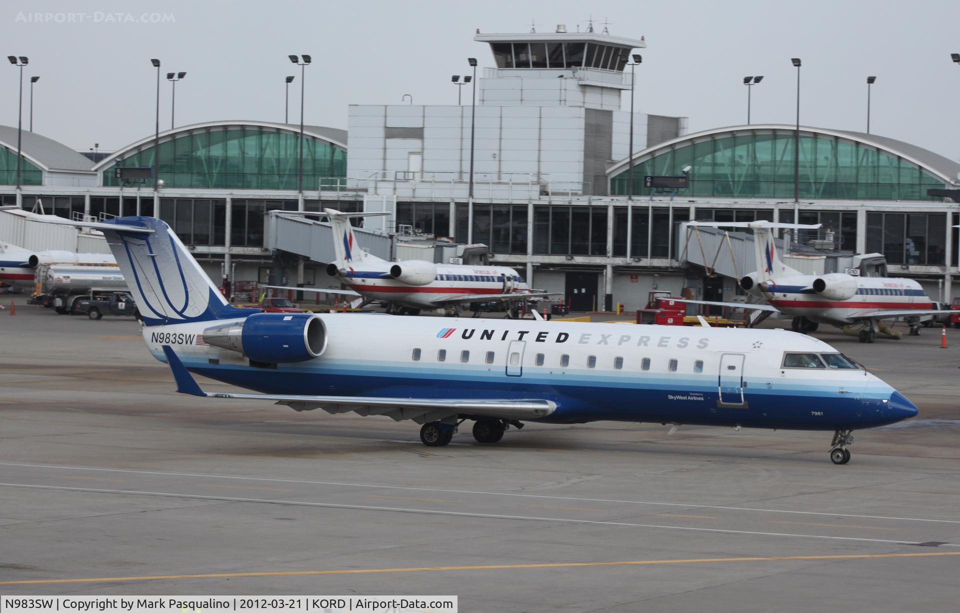 N983SW, 2004 Bombardier CRJ-200ER (CL-600-2B19) C/N 7961, CL-600-2B19