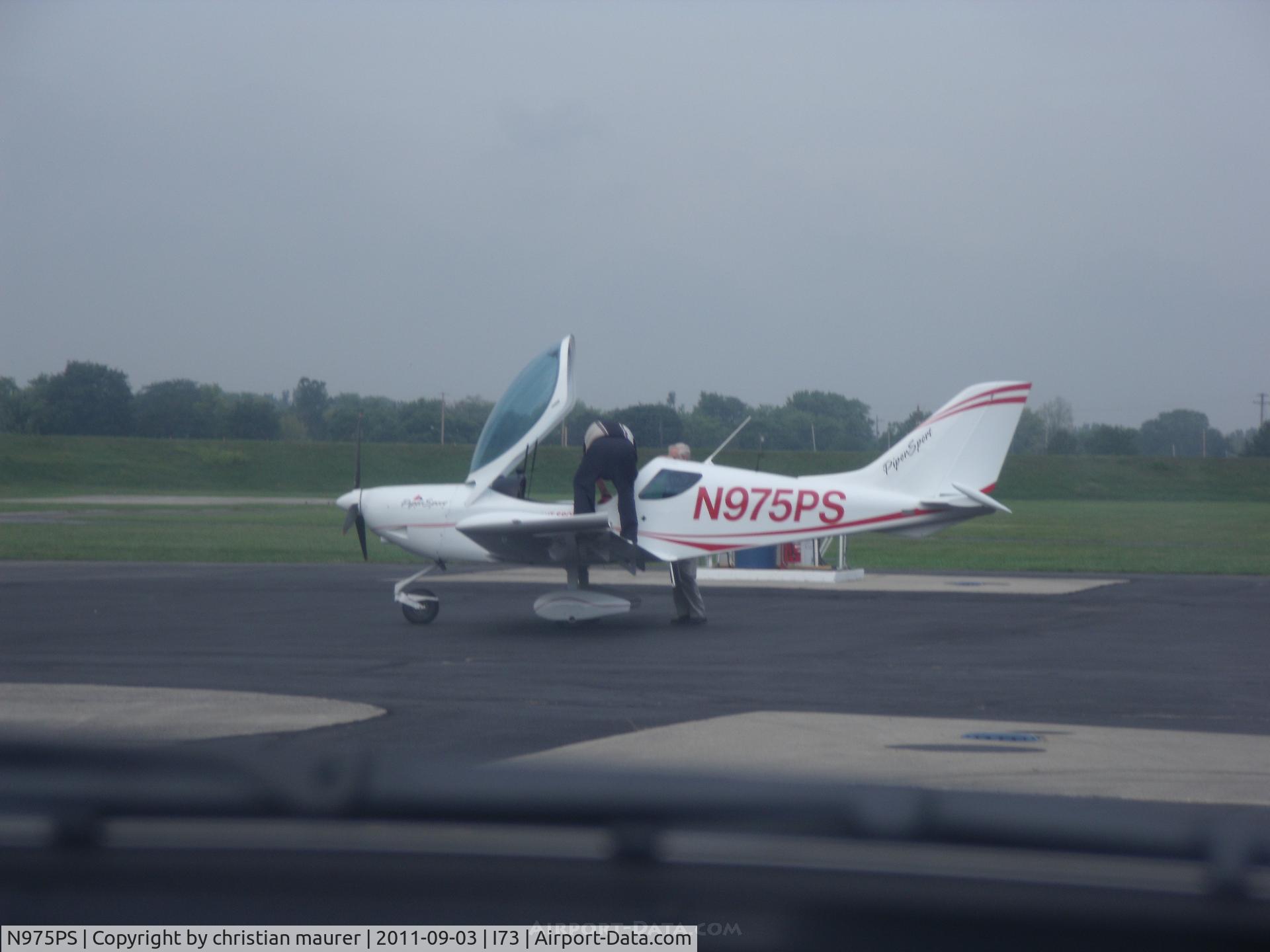 N975PS, SportCruiser (PiperSport) Piper Sport C/N P1001092, at moraine