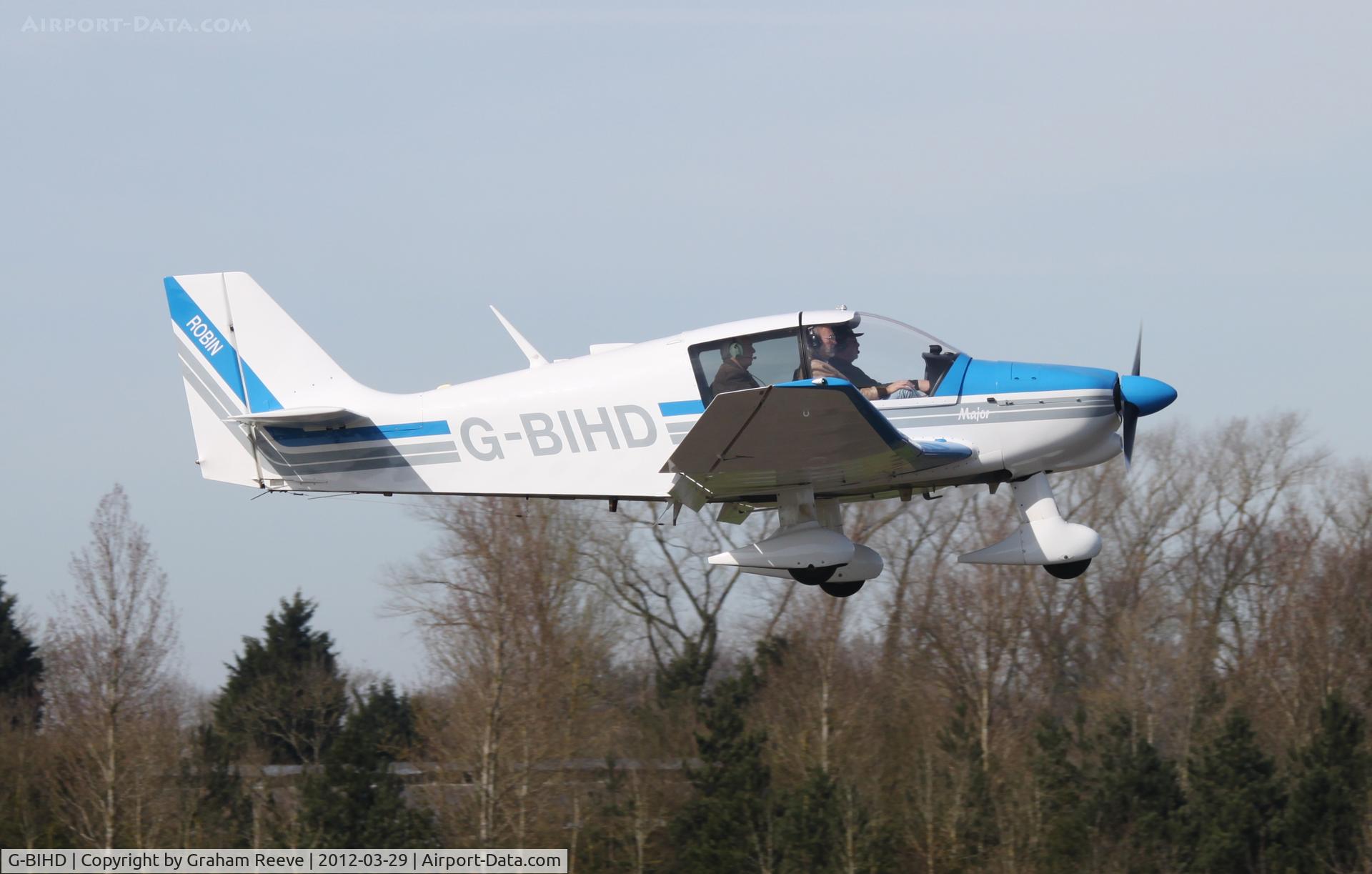 G-BIHD, 1980 Robin DR-400-160 Chevalier C/N 1510, About to touch down.