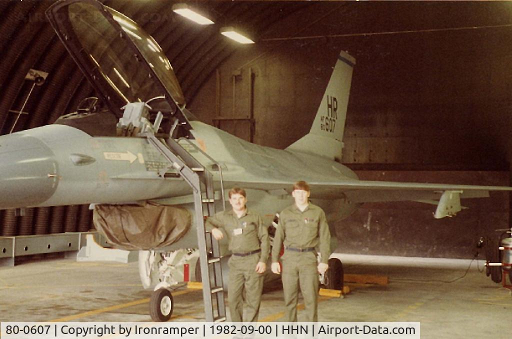 80-0607, 1981 General Dynamics F-16A Fighting Falcon C/N 61-328, Crew Chief Sgt. Phil Wing (left) and Assistant Crew Chief A1C. Pat Finley (right). 50th Tac Ftr Wg/10th Tac Ftr Sqdn.