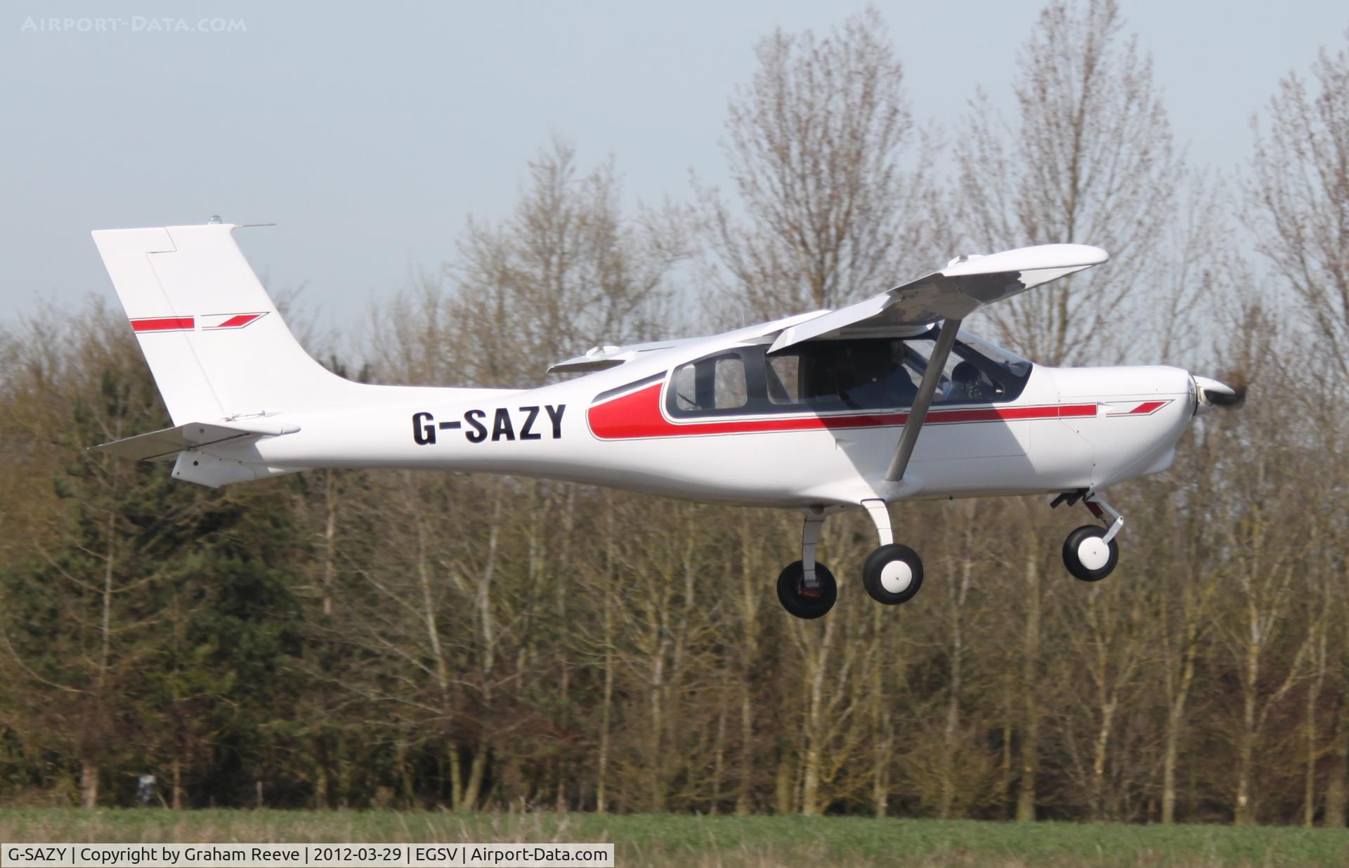 G-SAZY, 2004 Jabiru J400 C/N PFA 325-14057, About to land.