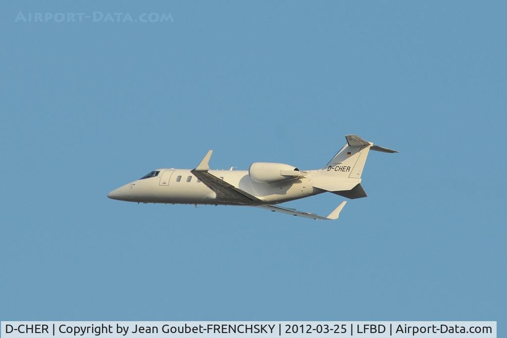 D-CHER, 1999 Learjet 60 C/N 60-148, COMFORT AIR take off 05
