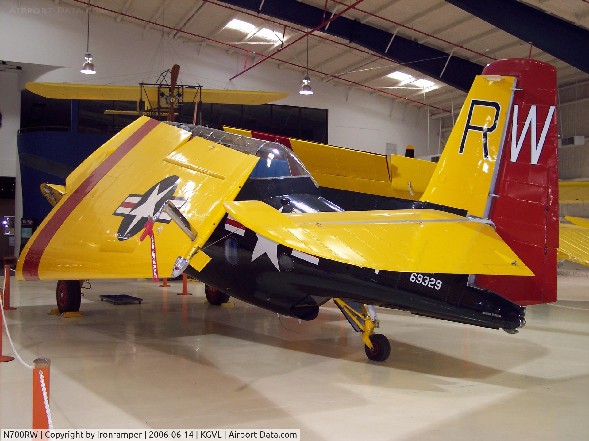 N700RW, Grumman TBM-3 Avenger C/N 69329, Different paint scheme for a TBM.