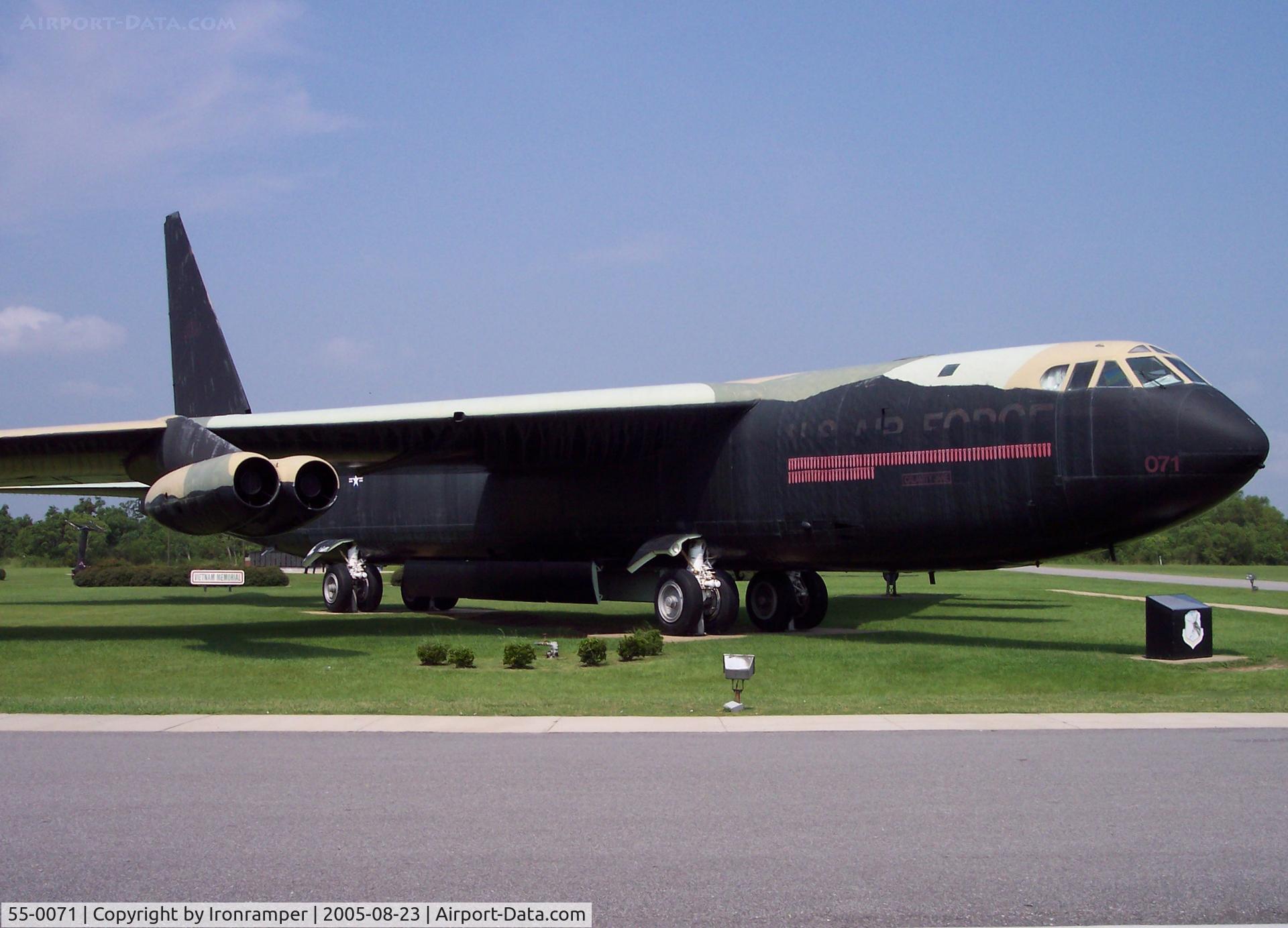 55-0071, 1955 Boeing B-52D-55-BO Stratofortress C/N 17193, USS Alabama Memorial
