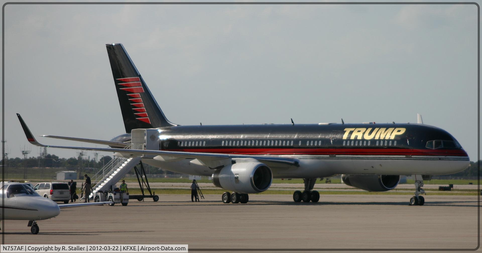 N757AF, 1991 Boeing 757-2J4 C/N 25155, New aircraft for mr. Trump