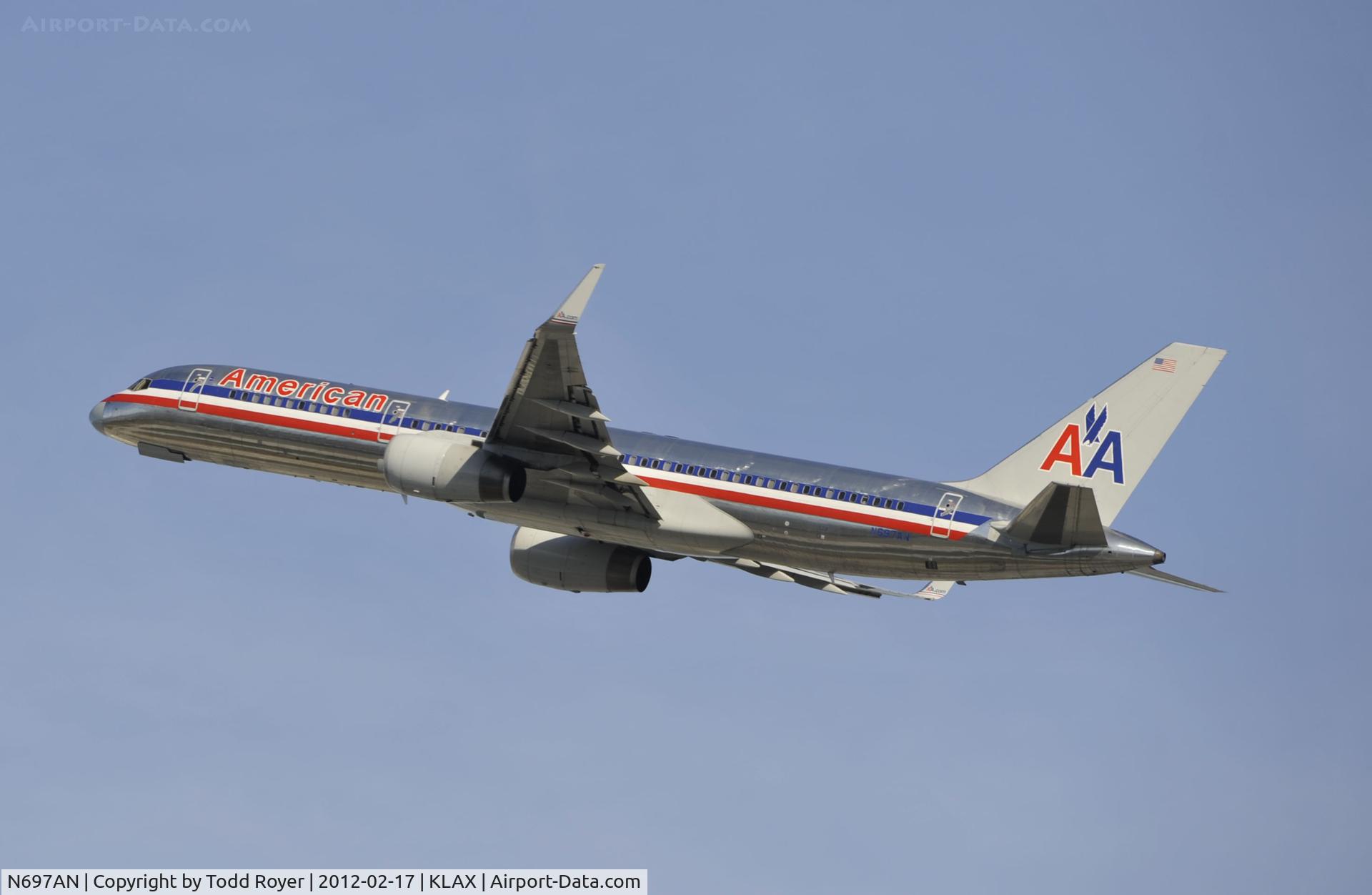 N697AN, 1994 Boeing 757-223 C/N 26977, Departing LAX on 25R