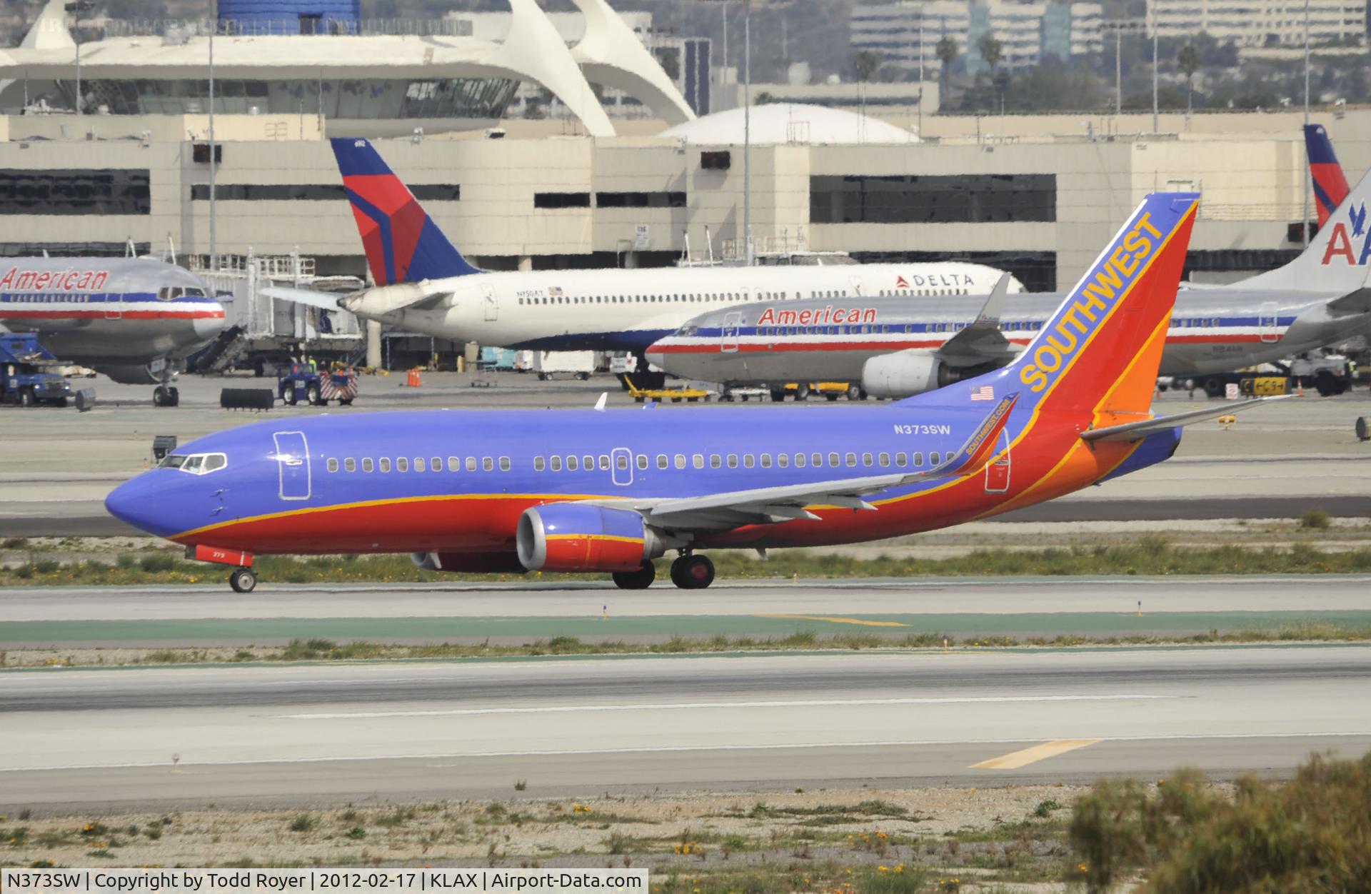N373SW, 1993 Boeing 737-3H4 C/N 26581, Taxiing to gate at LAX