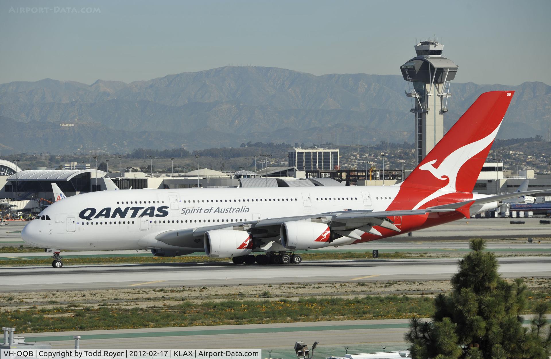 VH-OQB, 2008 Airbus A380-842 C/N 015, Landing at LAX on 25L