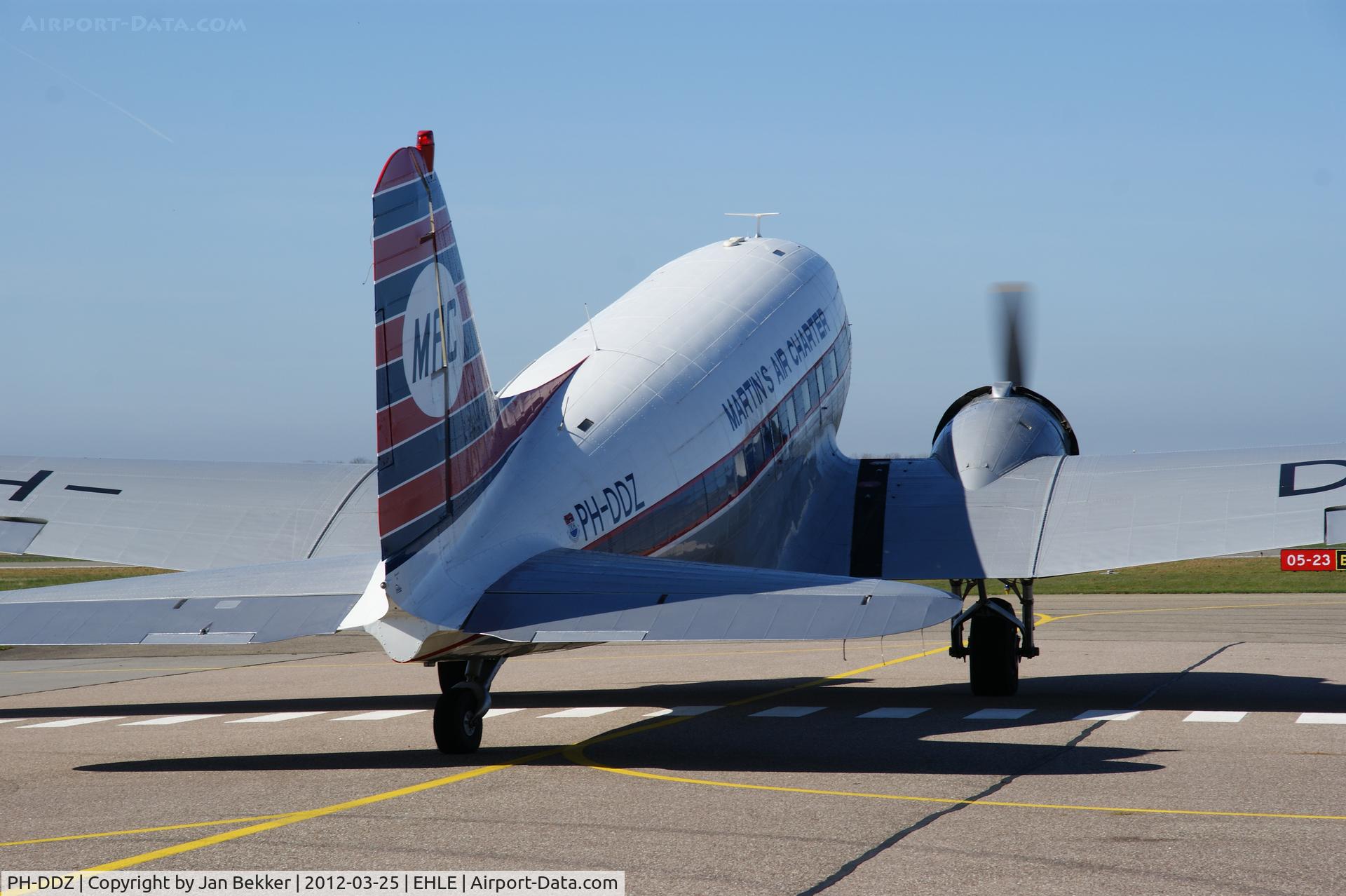 PH-DDZ, 1943 Douglas DC-3C-S1C3G (C-47A) C/N 19754, Just before take off from lelystad Airport with passengers.