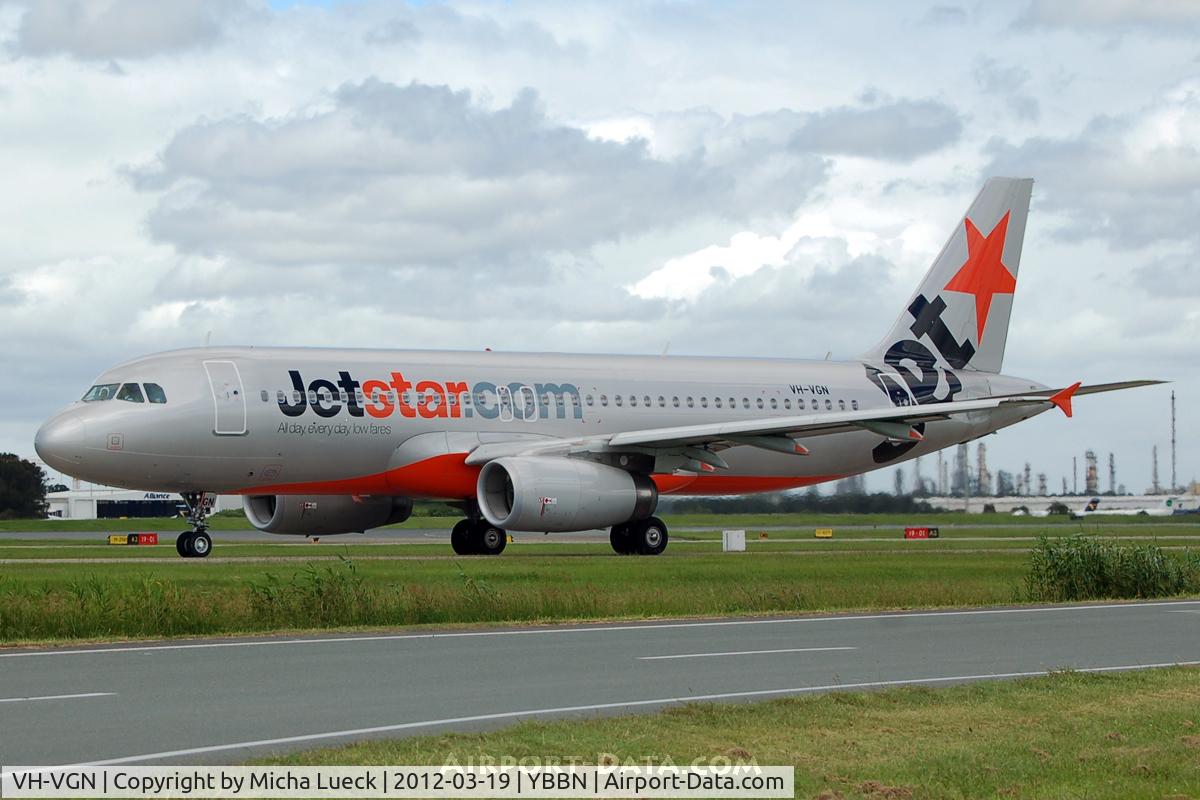 VH-VGN, 2010 Airbus A320-232 C/N 4434, At Brisbane