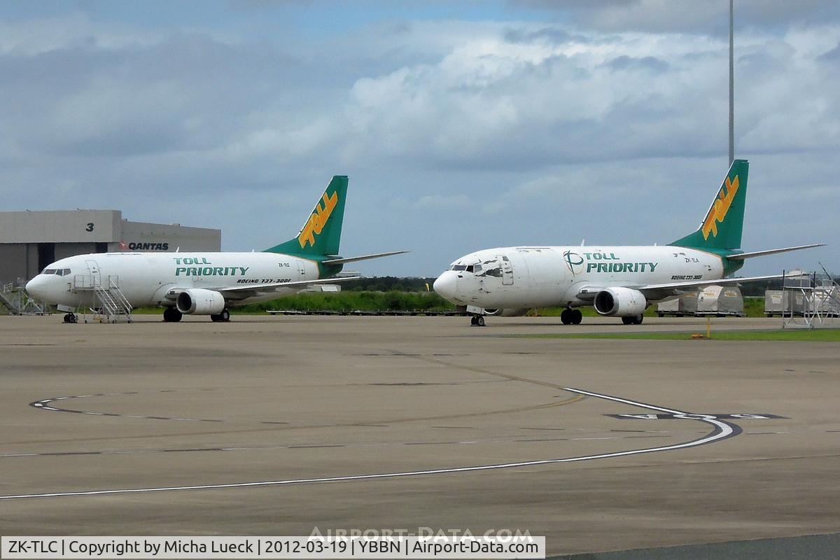 ZK-TLC, 1987 Boeing 737-3B7F C/N 23705, TLC and TLA at Brisbane