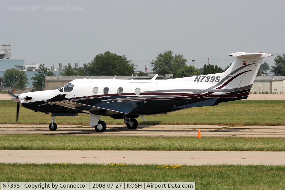 N739S, 2007 Pilatus PC-12/47 C/N 844, EAA Airventure 2008.