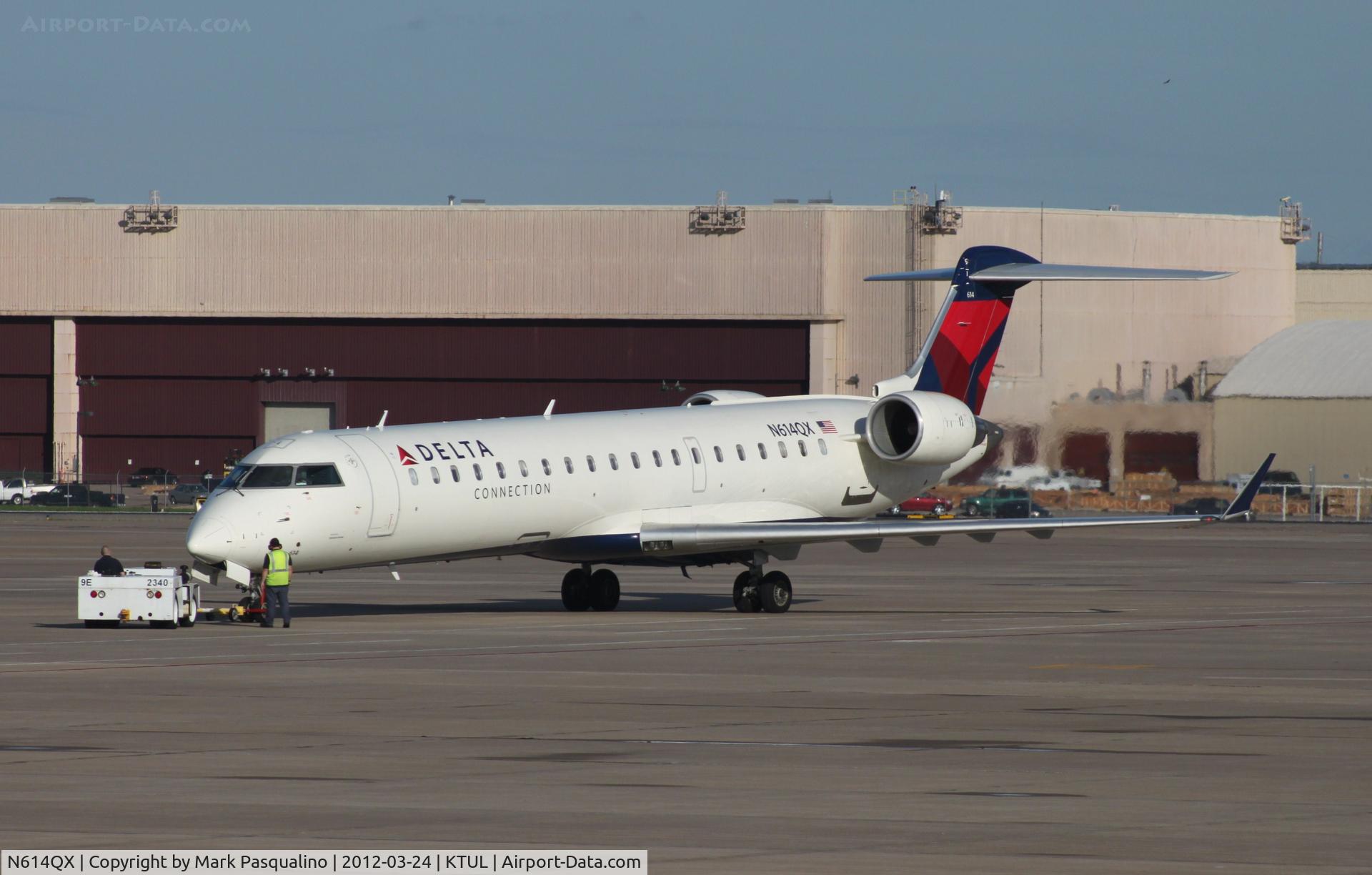 N614QX, 2002 Bombardier CRJ-701 (CL-600-2C10) Regional Jet C/N 10049, CL-600-2C10