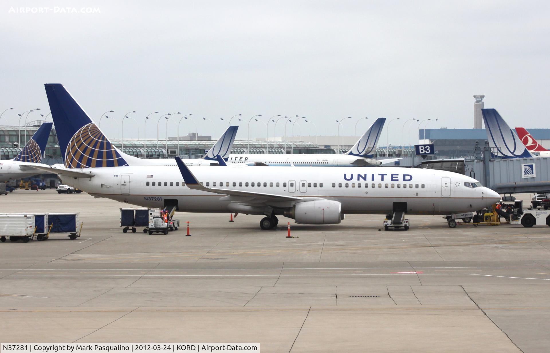 N37281, 2003 Boeing 737-824 C/N 31599, Boeing 737-800