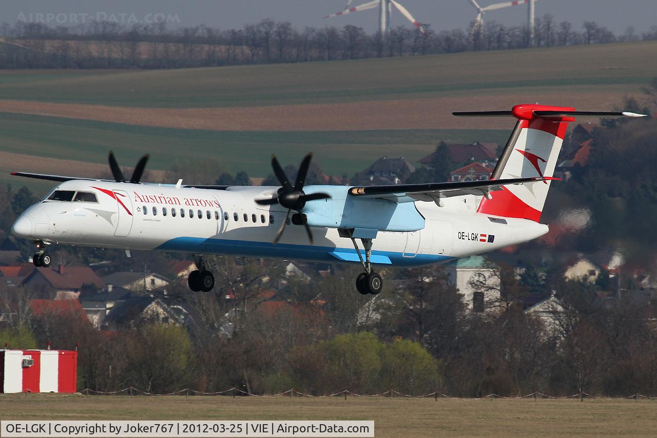 OE-LGK, 2009 De Havilland Canada DHC-8-402Q Dash 8 C/N 4280, Austrian arrows