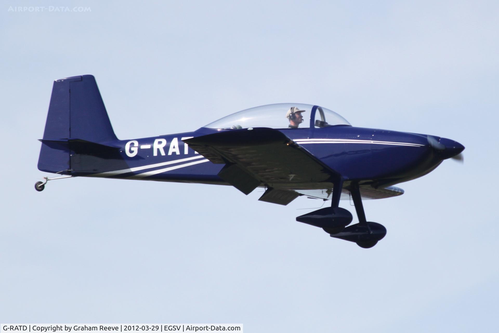 G-RATD, 2009 Vans RV-8 C/N PFA 303-13839, About to land.