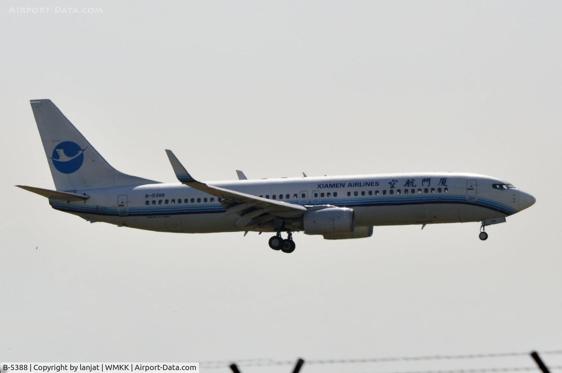 B-5388, 2008 Boeing 737-86N C/N 35635, Approaching 32L KUL