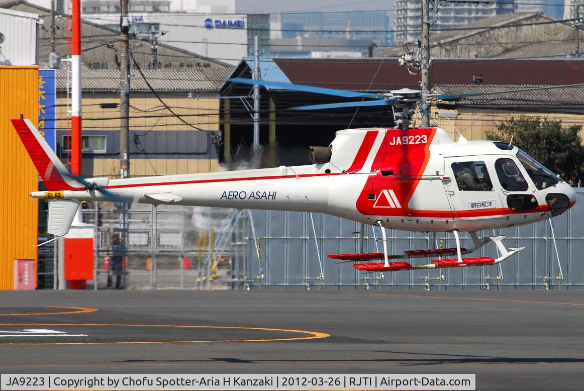 JA9223, 1979 Aerospatiale AS-350B Ecureuil C/N 1077, NikonD200+TAMRON AF 200-500mm F/5-6.3 LD IF