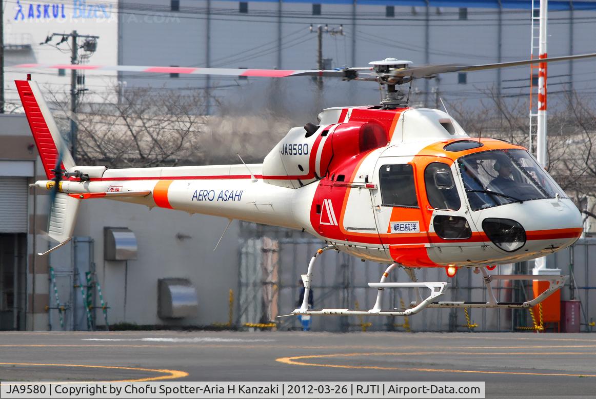 JA9580, 1982 Aerospatiale AS-355F-2 Ecureuil 2 C/N 5218, NikonD200+TAMRON AF 200-500mm F/5-6.3 LD IF
