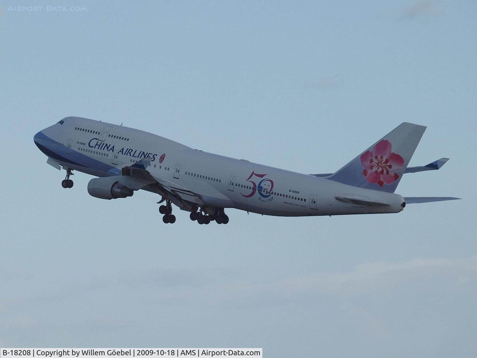 B-18208, 1998 Boeing 747-409 C/N 29031, Take off from runway C36 of Schiphol Airport