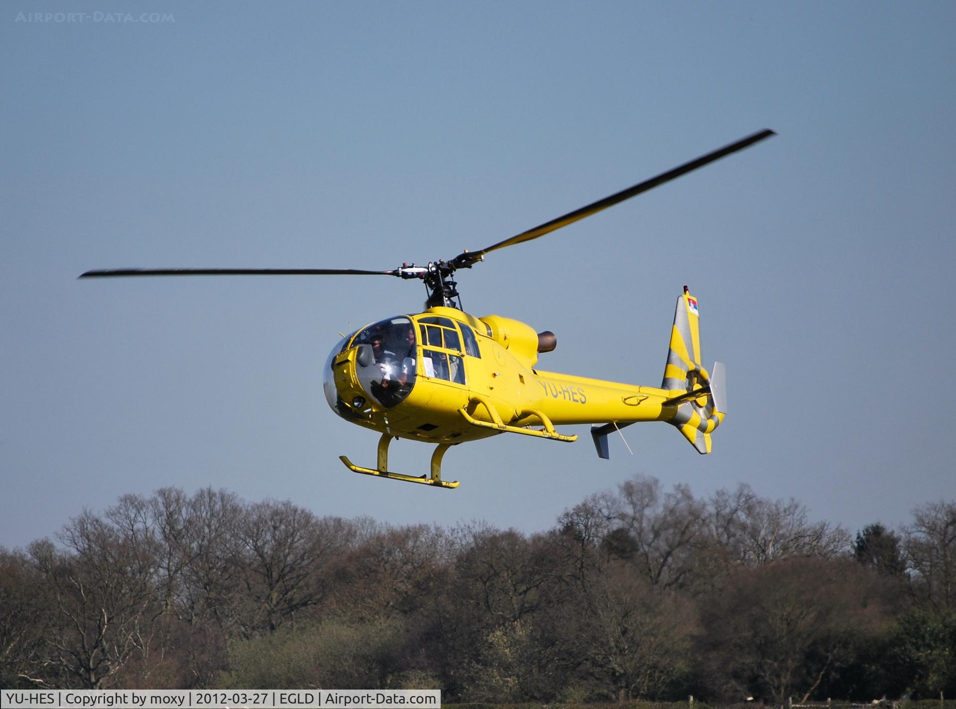 YU-HES, Aerospatiale SA-341G Gazelle C/N 1057, Aerospatiale Gazelle arriving at Denham