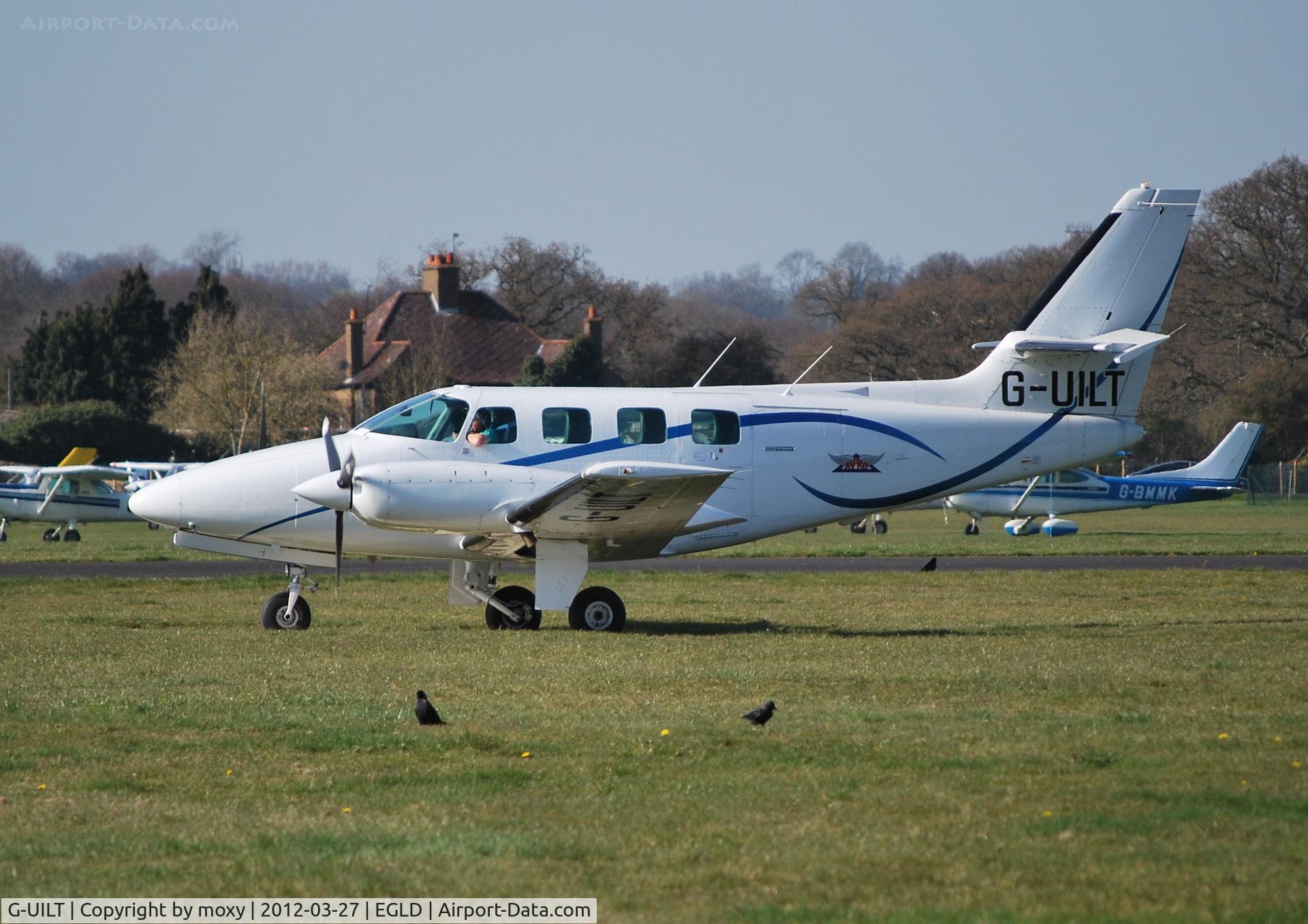 G-UILT, 1984 Cessna T303 Crusader C/N T303-00280, Cessna T303 Crusader at Denham