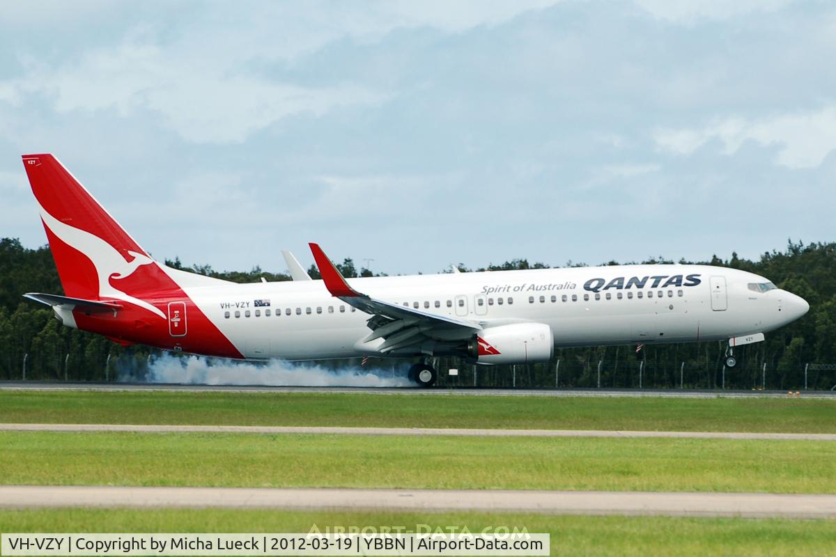 VH-VZY, 2012 Boeing 737-838 C/N 39363, At Brisbane